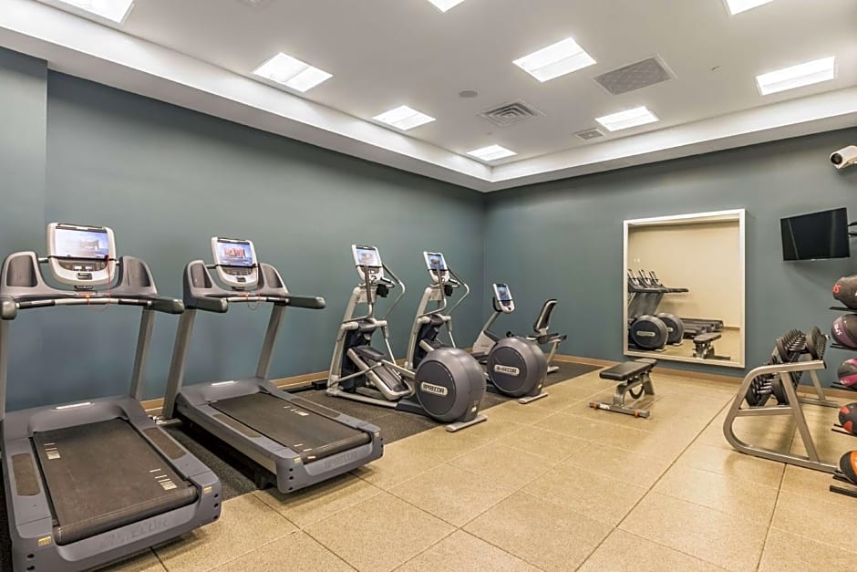 Embassy Suites By Hilton Elizabeth-Newark Airport