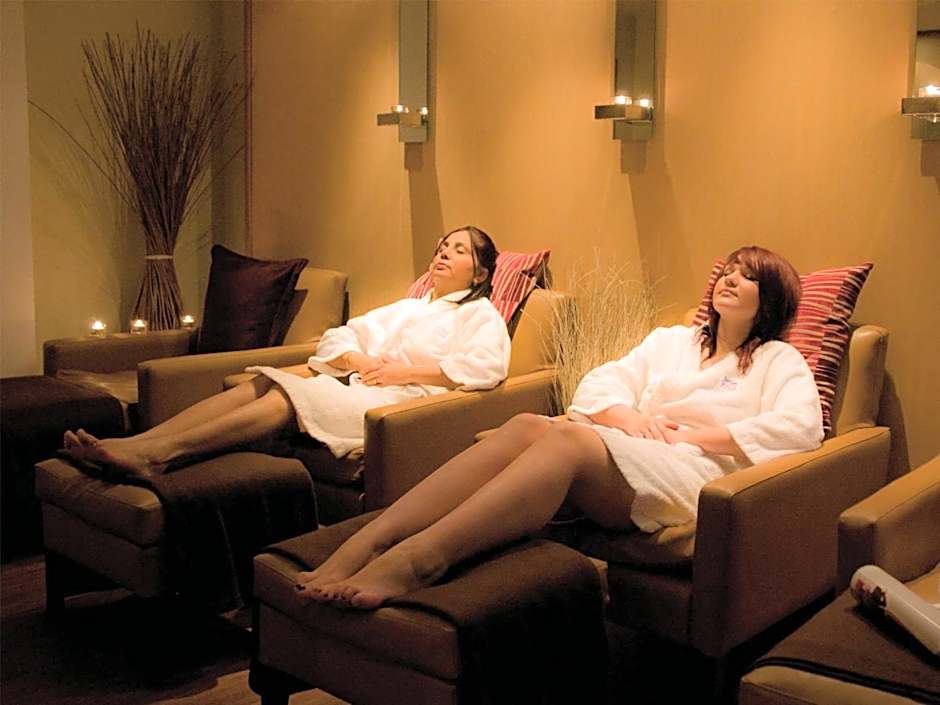 Macdonald Alveston Manor Hotel