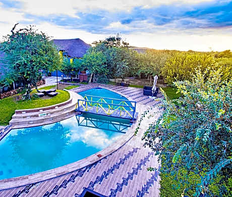 Eden Greens Farm Hotel