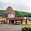 Days Inn by Wyndham Berlin Meriden