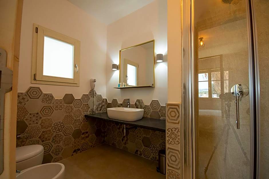 ENAJA - Luxury Retreat