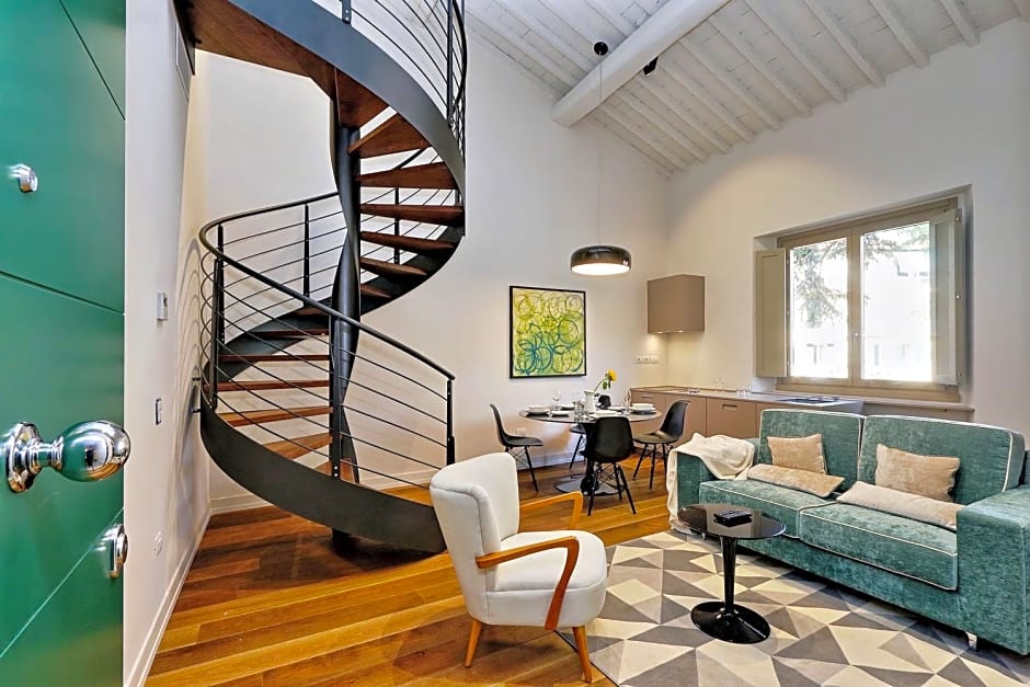 M7 Contemporary Apartments - My Extra Home