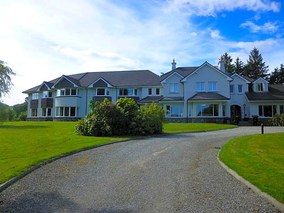 Loch Lein Country House