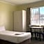Devonwood Motel