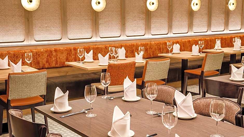 Crowne Plaza Manchester Airport By IHG