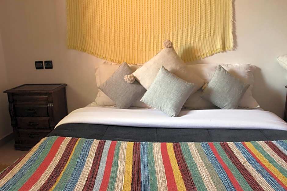 Tamraght White Hostel