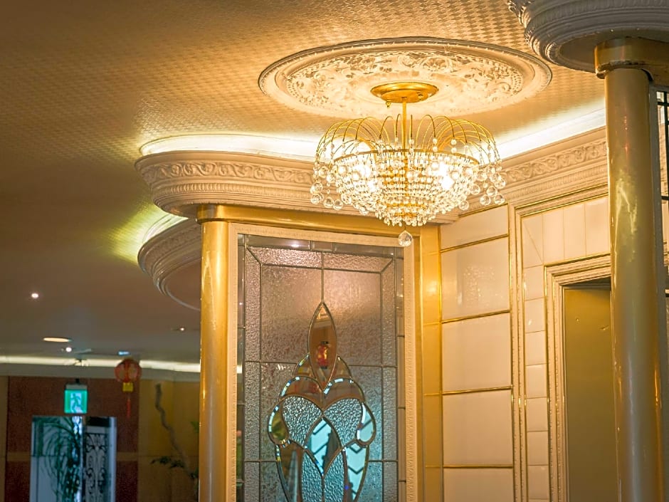 Charming Castle Hotel