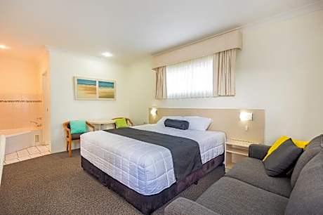 Queen Room - Non Smoking