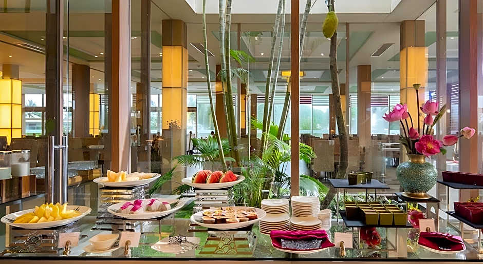FLC Luxury Hotel Samson