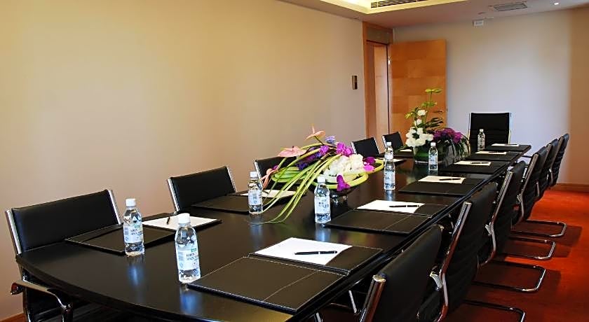 Wealthy Hotel Suzhou