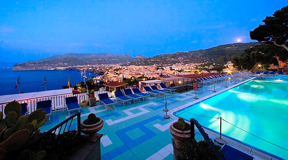Hotel Bristol