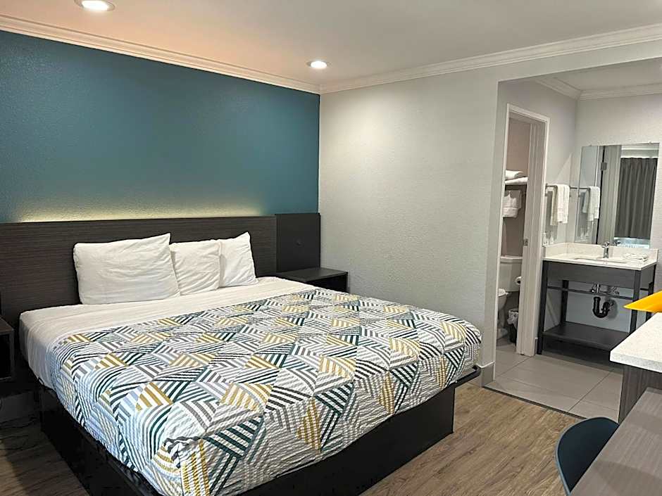 Studio 6 Suites San Ysidro CA San Diego South Bay