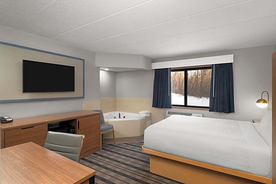 AmericInn by Wyndham Tofte Near Lake Superior