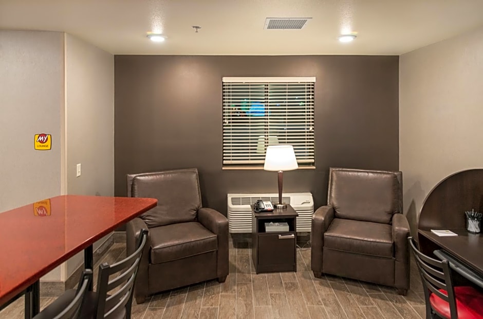 My Place Hotel-Davenport/Quad Cities, IA