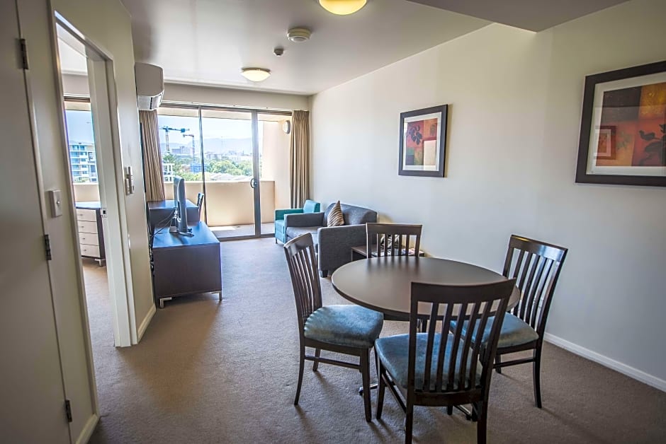 Photo 1 of 11 of 1 Queen Bed Suite, Mountain View, Balcony