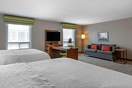 2 Queen Beds Studio Suite W/ Sofabed Nonsmok