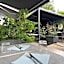 Hotel De La Mer