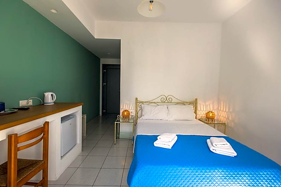 V-Rooms Accommodations – Pollonia