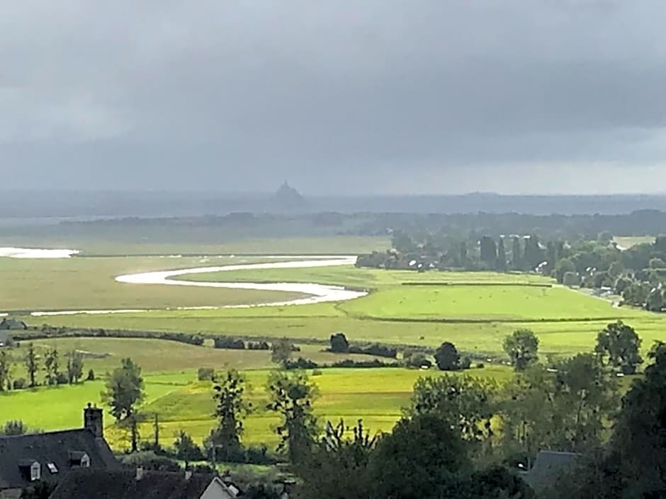 La tour cachée