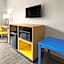 Days Inn & Suites by Wyndham Albany