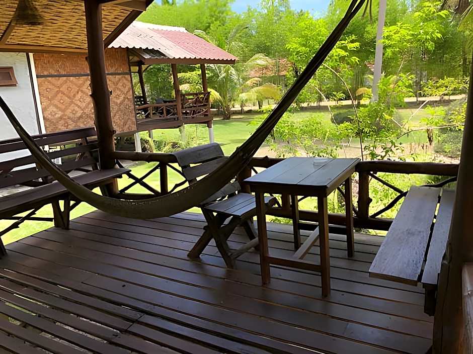 Malibu Beach Bungalows