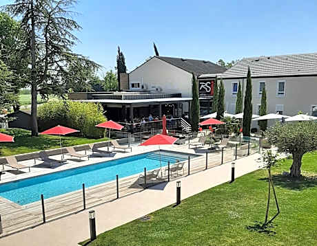 Logis Hotel Relais Saint Jacques - Châteauroux