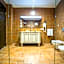 Colosseum Marina Hotel