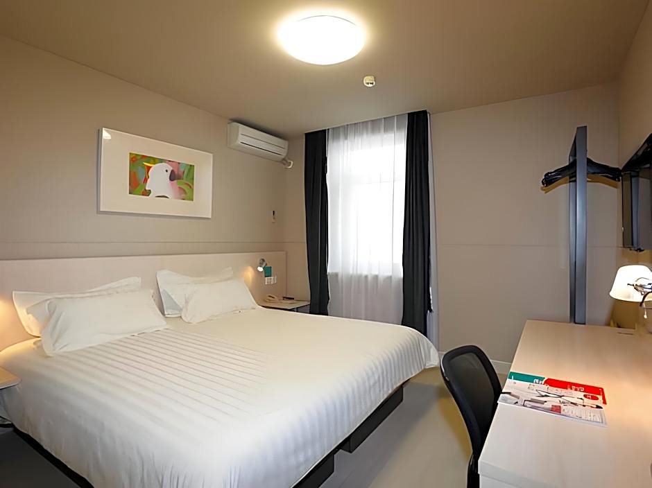 Jinjiang Inn Changchun Quan'an Plaza Airport Bus Station