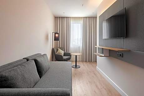 One-Bedroom Suite with Sofa Bed