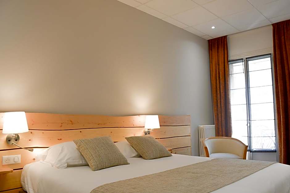 Hotel Busby