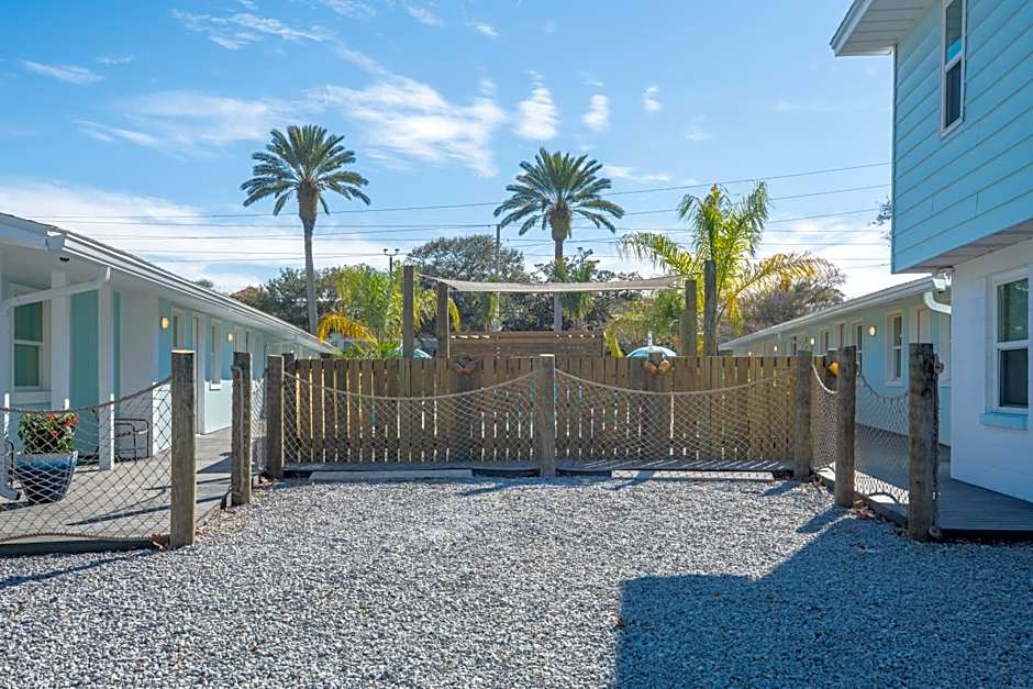 Salt Air Inn & Suites