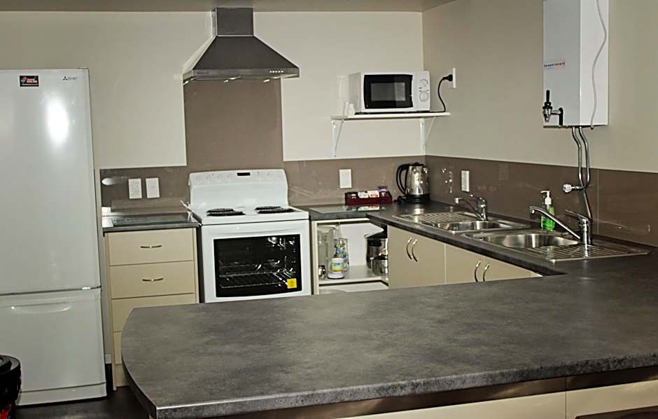 Aspree Motor Inn