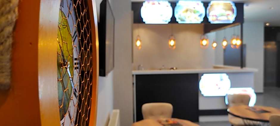 Acar Airport Hotel Plus