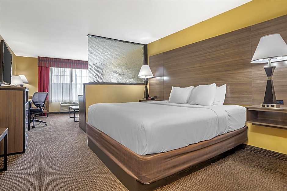 Best Western Plus Bessemer Hotel & Suites