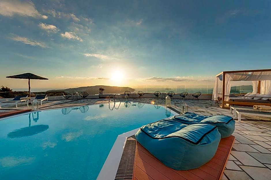 Caldera's Dolphin Suites