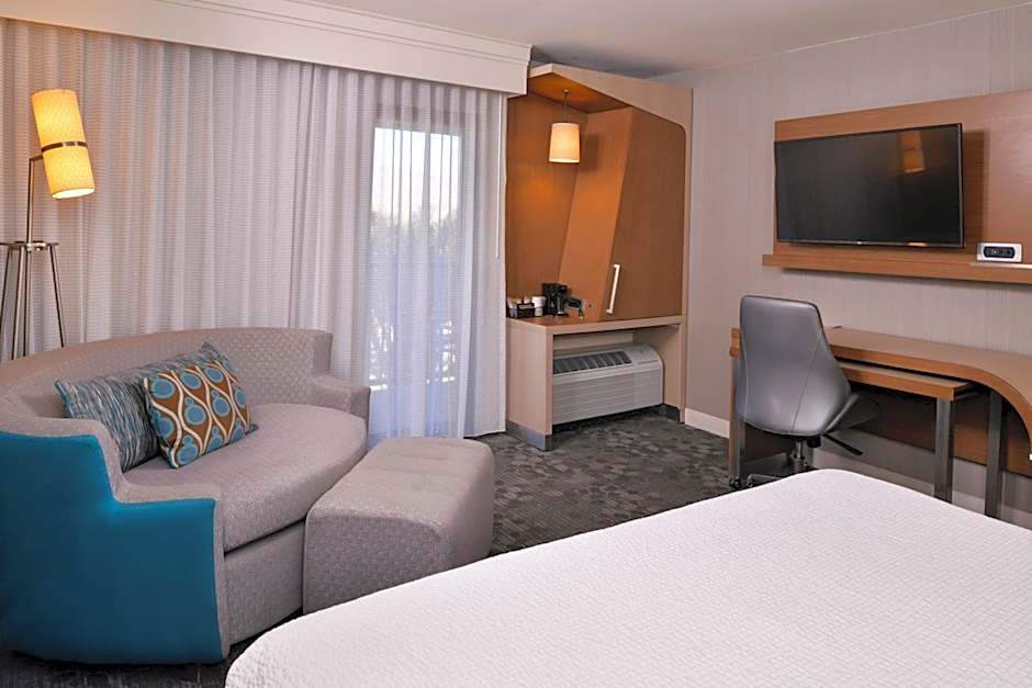 Courtyard by Marriott Palm Desert