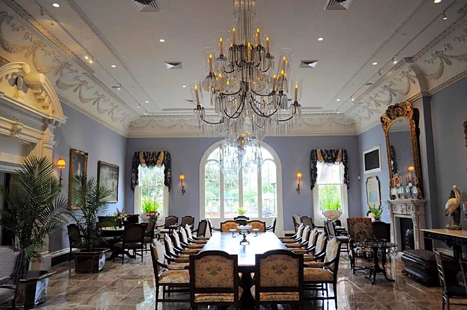 The Inn at Houmas House Plantation
