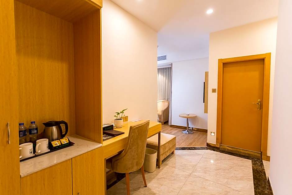 GreenTree Inn Zhongshan West District Fuhua Road Branch