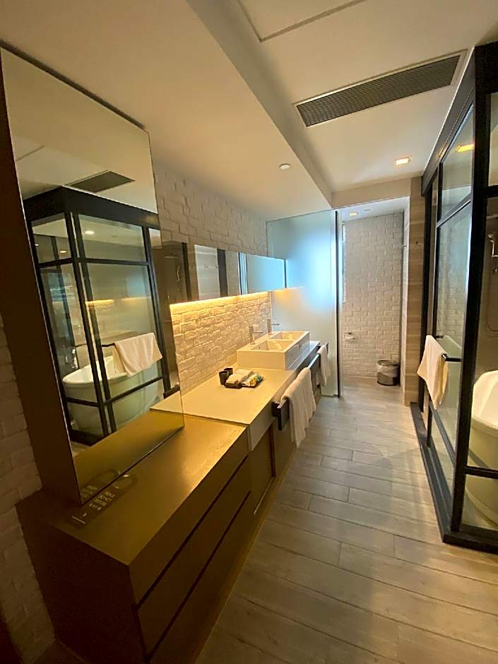 Yin Serviced Apartments