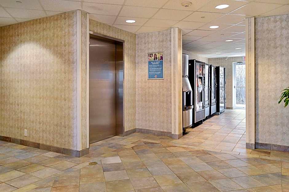 Motel 6 Peterborough