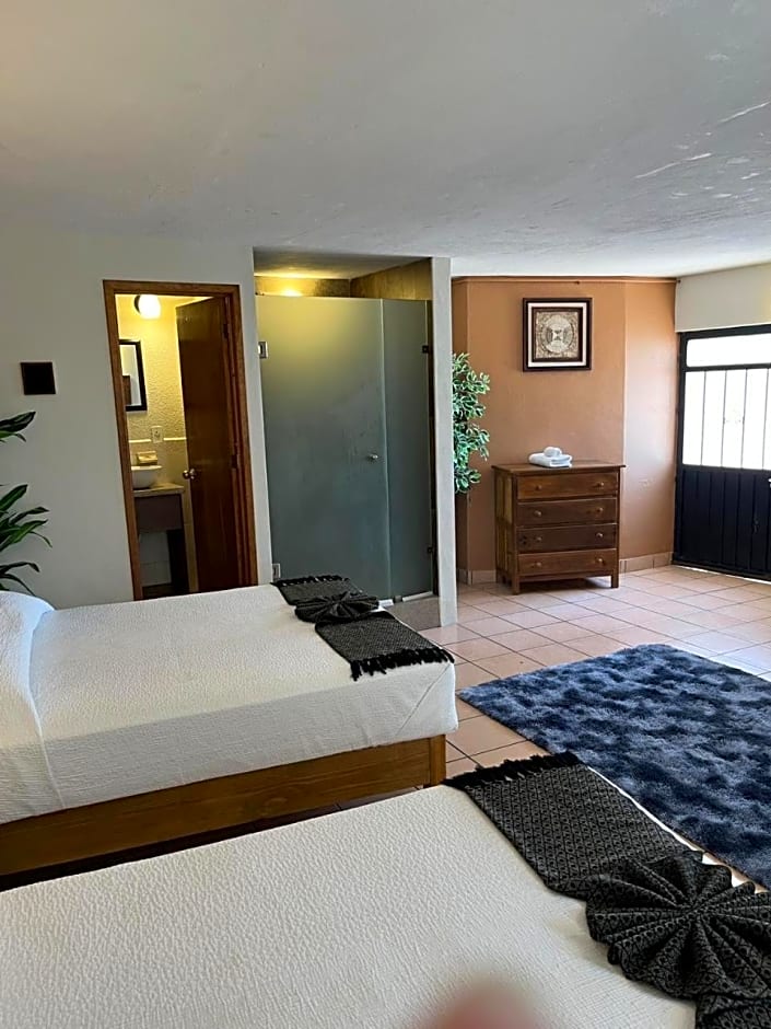 Hotel Jardín Cantador