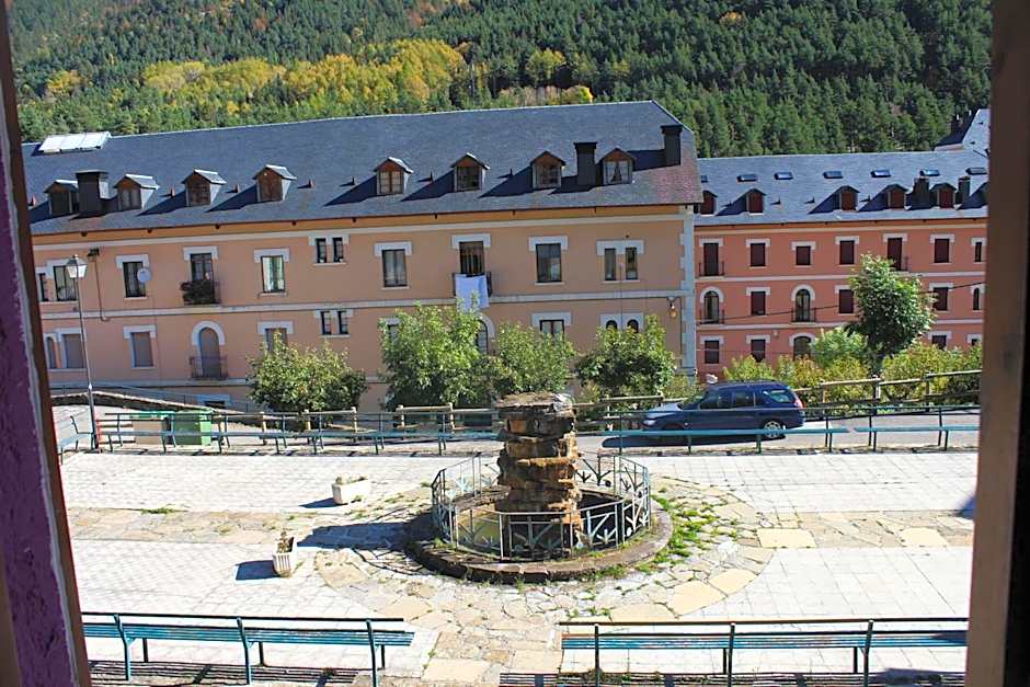 Albergue de Canfranc Estación