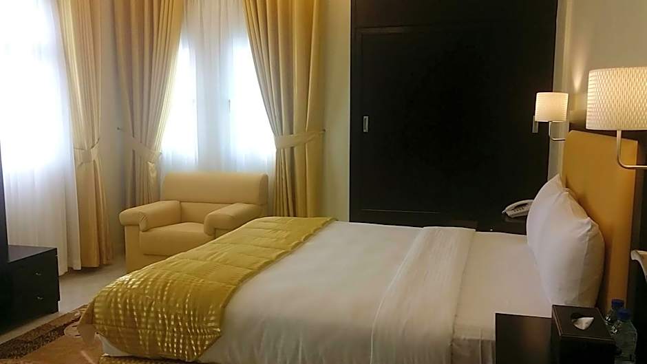 Remas Hotel Suites - Al Khoudh, Seeb, Muscat