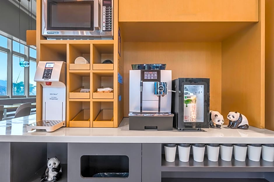 Holiday Inn Express Yibin By IHG