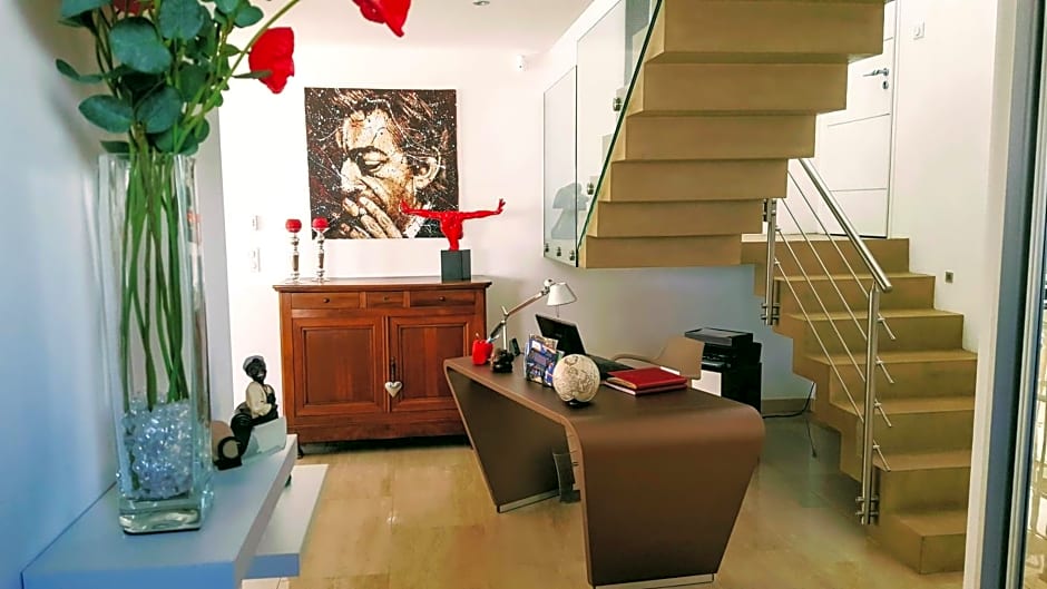 VILLA la VALENTINE 1