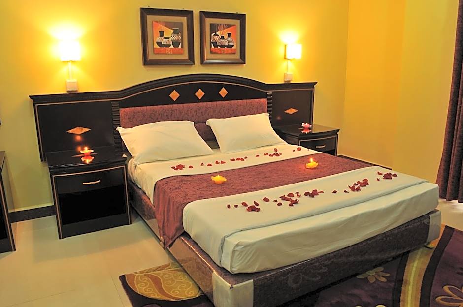 Urban Rose Hotel & Apartments