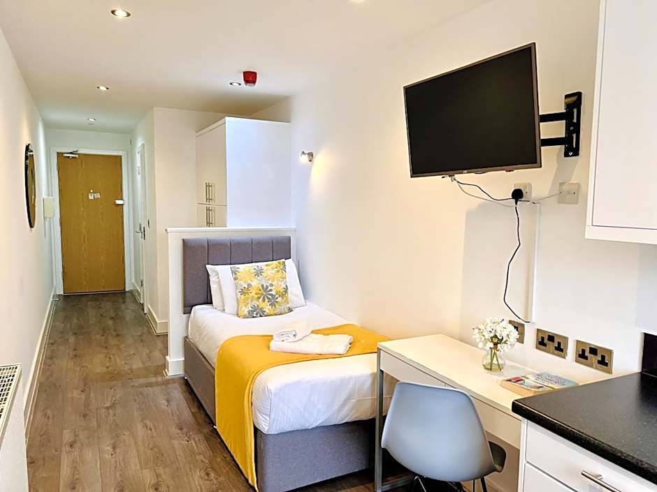 Fox House Studios, City centre Aparthotel