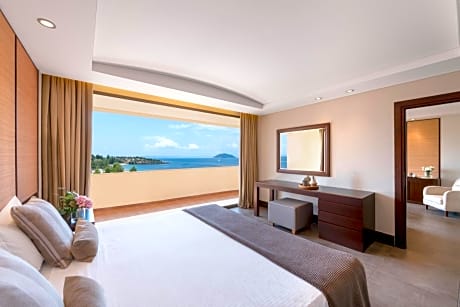 Suite Sea or Marina View