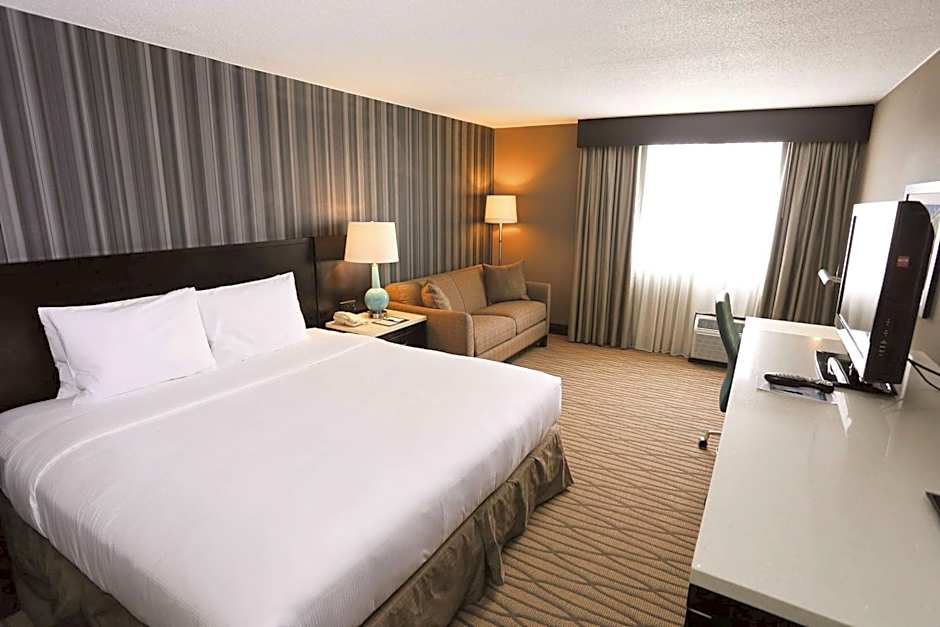 Wyndham Garden Westlake