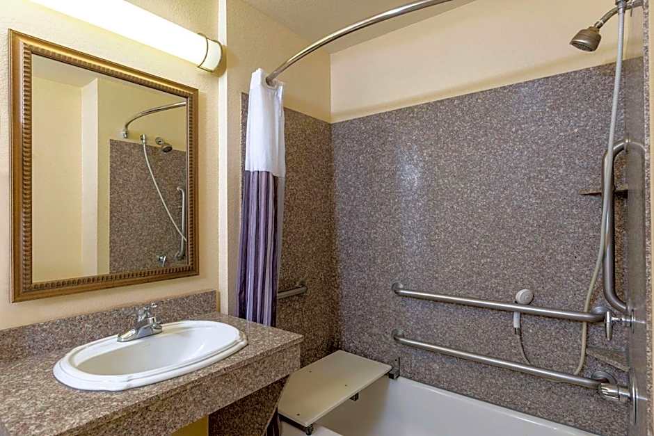 La Quinta Inn & Suites by Wyndham Dodge City